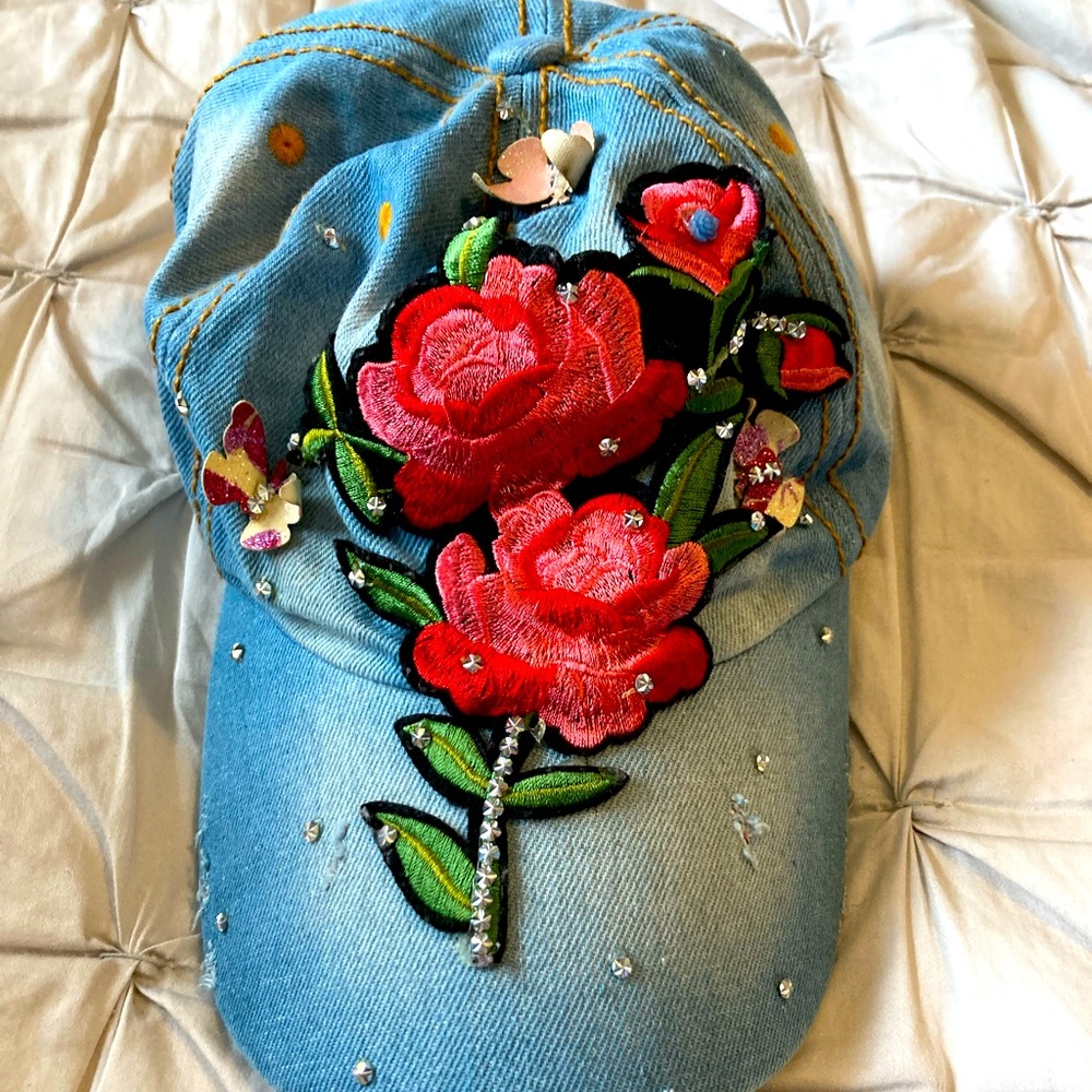 Women’s baseball hat